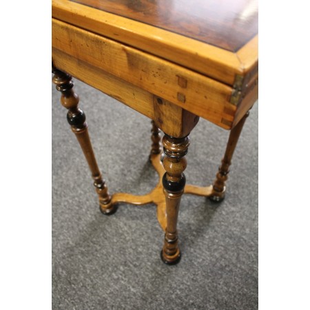 Table d'échecs authentique